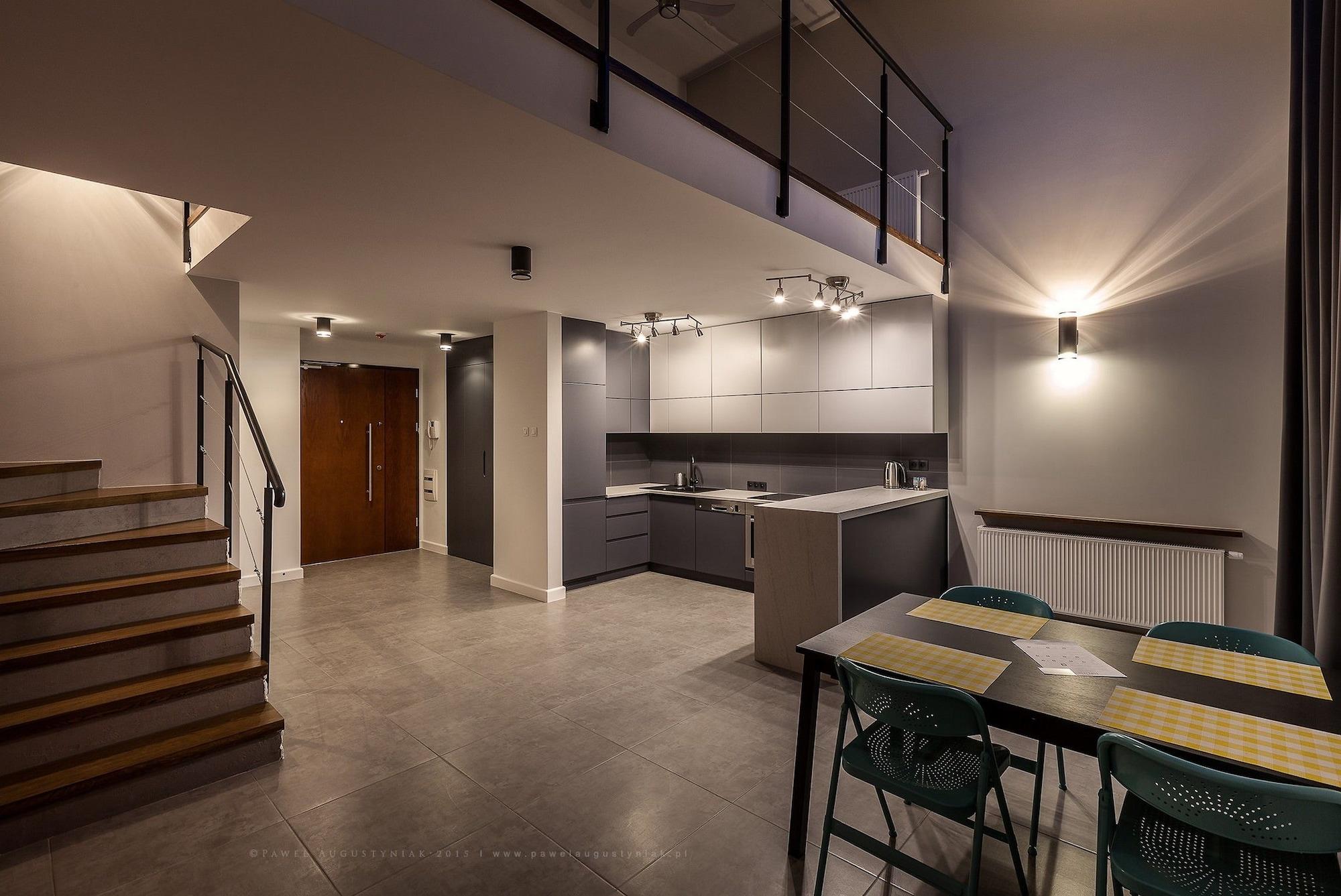 Loft Aparts Lodź Bagian luar foto