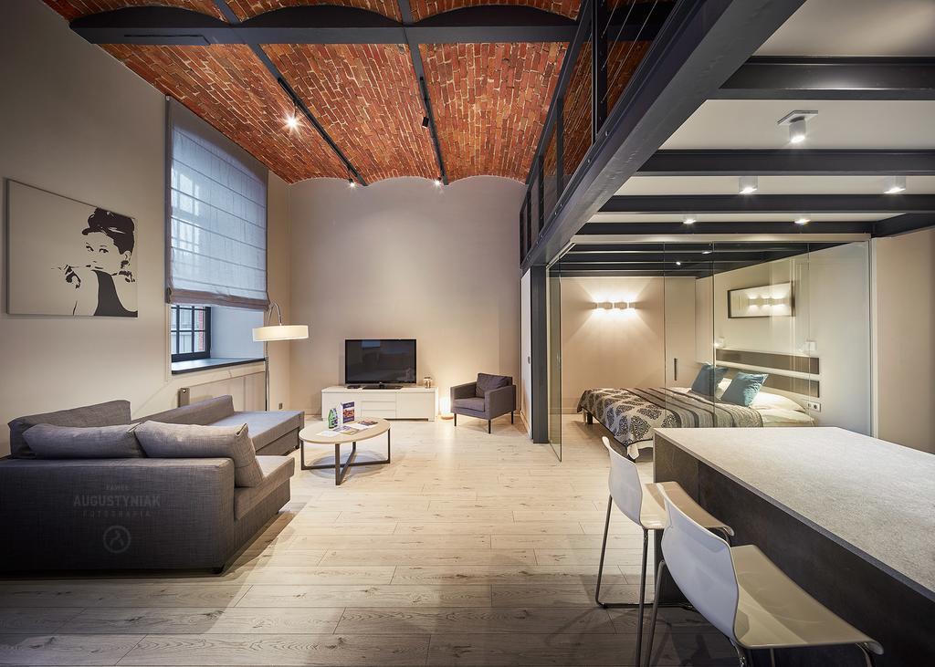 Loft Aparts Lodź Bagian luar foto