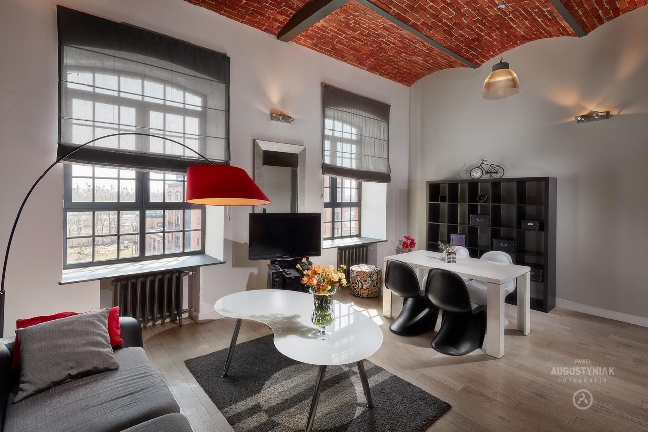 Loft Aparts Lodź Bagian luar foto