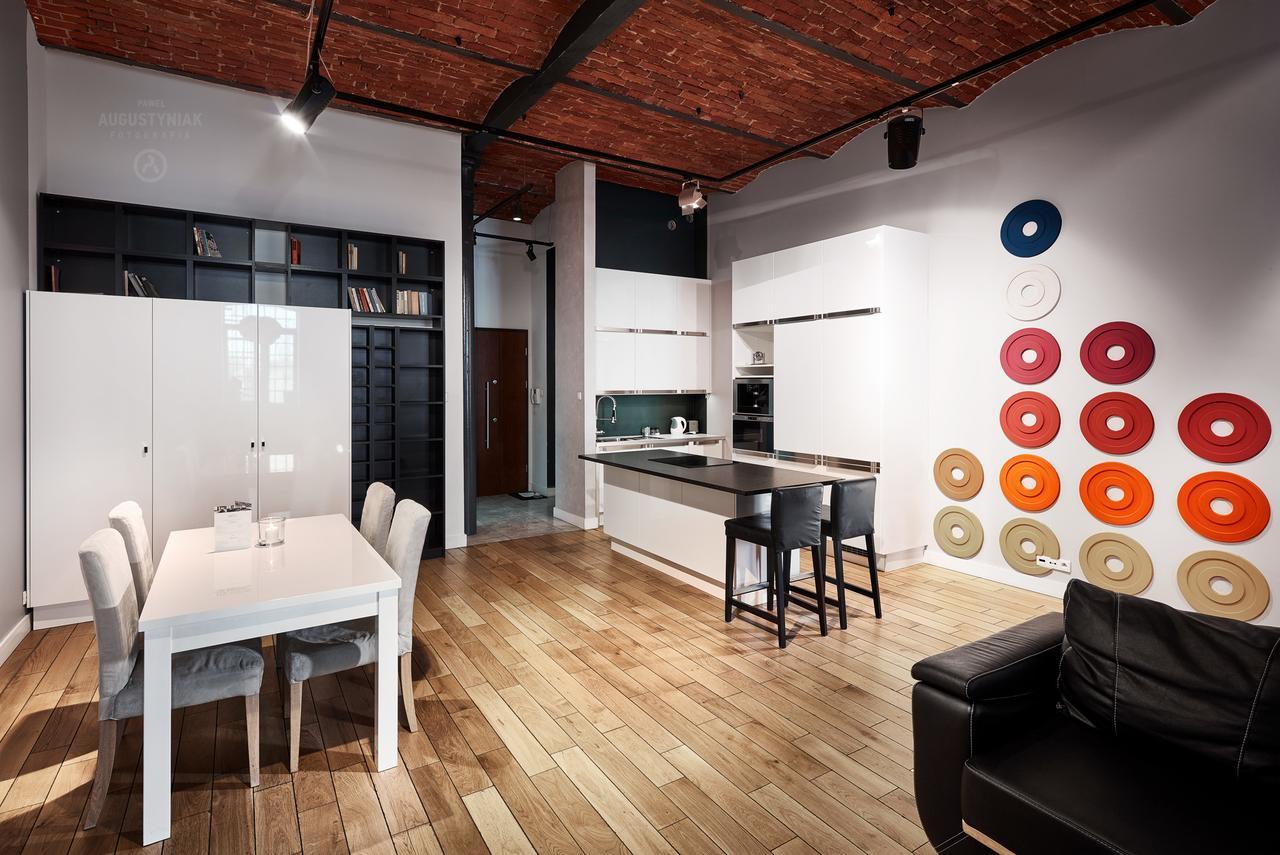 Loft Aparts Lodź Bagian luar foto